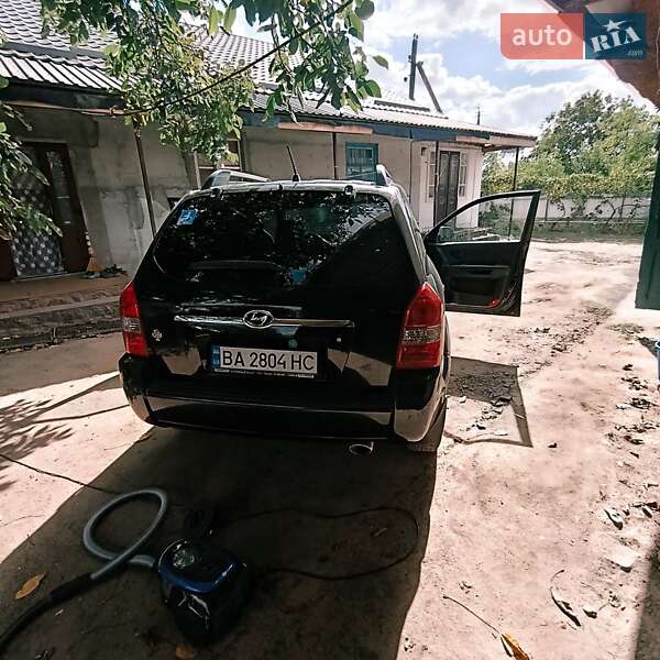 Позашляховик / Кросовер Hyundai Tucson 2006 в Гайвороні