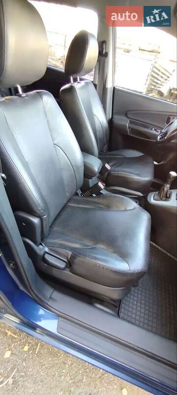 Позашляховик / Кросовер Hyundai Tucson 2006 в Тростянці