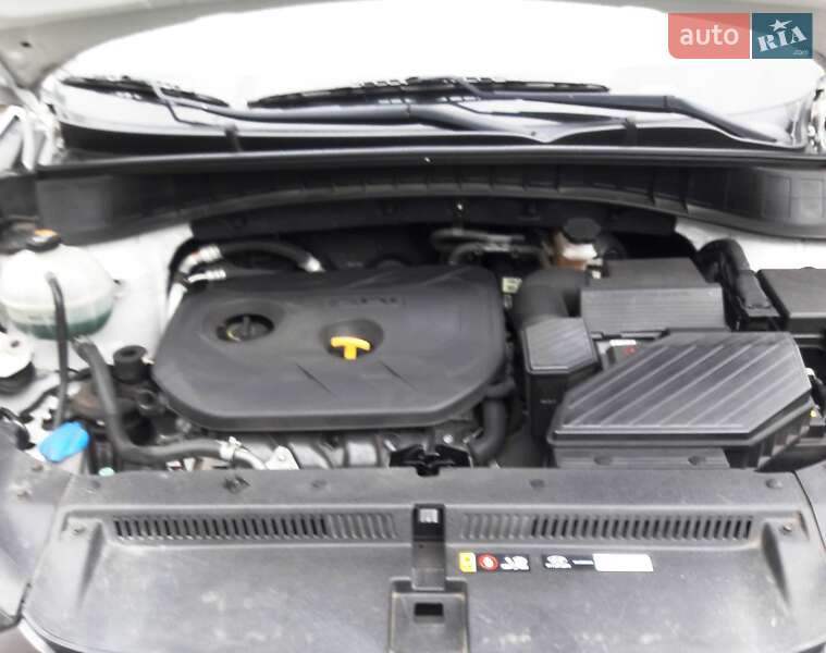 Внедорожник / Кроссовер Hyundai Tucson 2016 в Горишних Плавнях