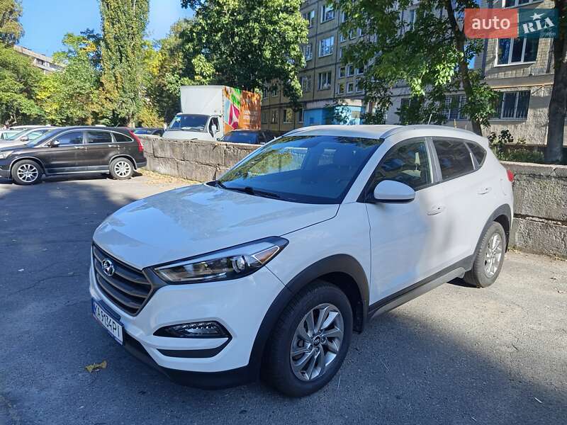 Позашляховик / Кросовер Hyundai Tucson 2017 в Києві фото 2 Позашляховик / Кросовер Hyundai Tucson 2017 в Києві