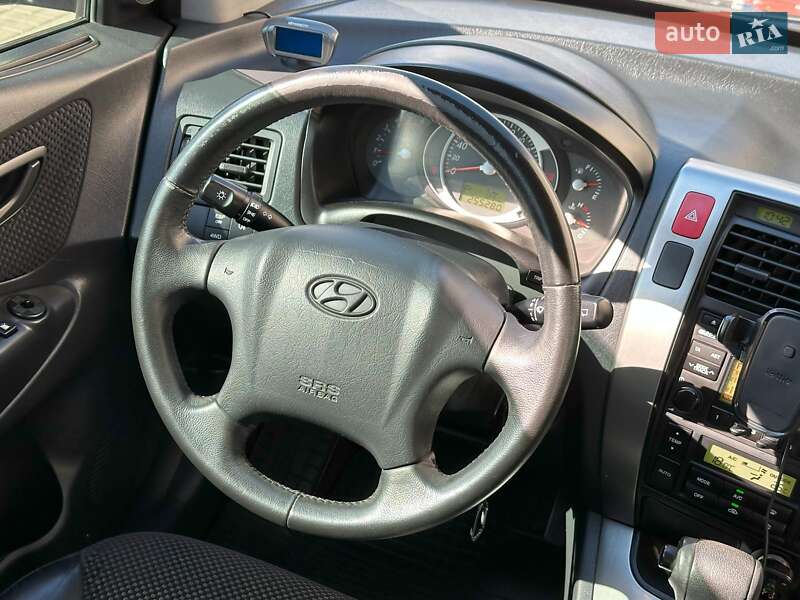 Позашляховик / Кросовер Hyundai Tucson 2011 в Одесі