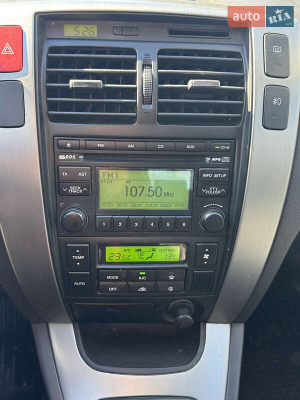 Позашляховик / Кросовер Hyundai Tucson 2008 в Сарнах