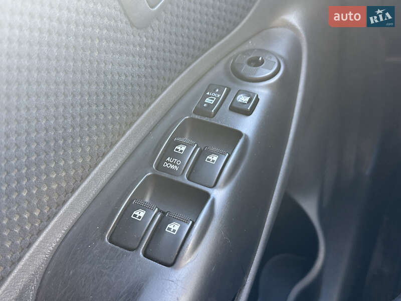 Позашляховик / Кросовер Hyundai Tucson 2008 в Сарнах