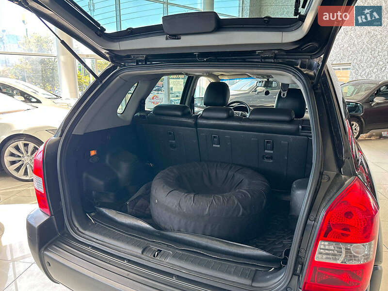 Позашляховик / Кросовер Hyundai Tucson 2008 в Одесі