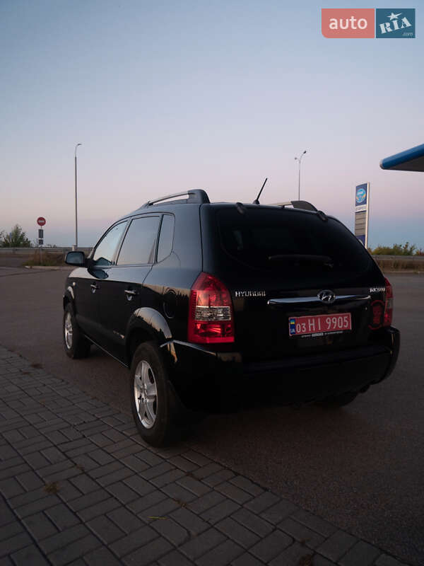Позашляховик / Кросовер Hyundai Tucson 2006 в Хоролі фото 21 Позашляховик / Кросовер Hyundai Tucson 2006 в Хоролі