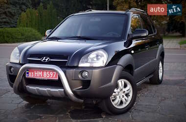 Позашляховик / Кросовер Hyundai Tucson 2007 в  фото 4 Позашляховик / Кросовер Hyundai Tucson 2007 в