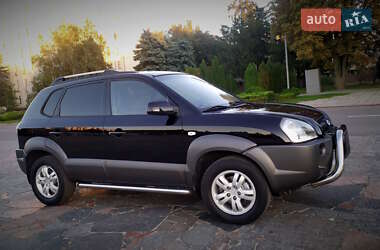 Позашляховик / Кросовер Hyundai Tucson 2007 в  фото 31 Позашляховик / Кросовер Hyundai Tucson 2007 в