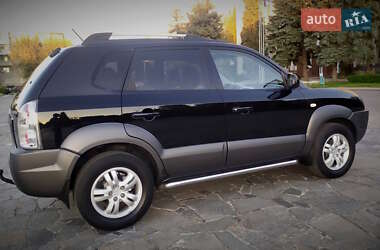Позашляховик / Кросовер Hyundai Tucson 2007 в  фото 38 Позашляховик / Кросовер Hyundai Tucson 2007 в