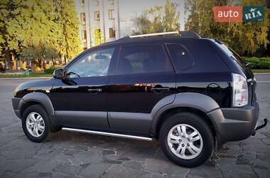 Позашляховик / Кросовер Hyundai Tucson 2007 в  фото 47 Позашляховик / Кросовер Hyundai Tucson 2007 в