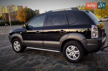 Позашляховик / Кросовер Hyundai Tucson 2007 в  фото 52 Позашляховик / Кросовер Hyundai Tucson 2007 в