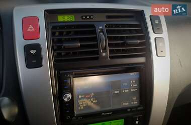 Позашляховик / Кросовер Hyundai Tucson 2007 в  фото 158 Позашляховик / Кросовер Hyundai Tucson 2007 в