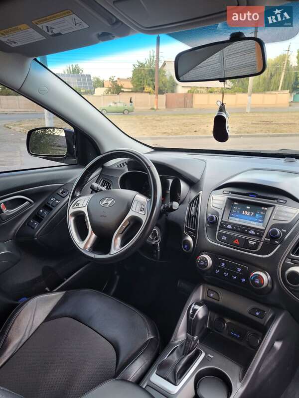 Позашляховик / Кросовер Hyundai Tucson 2014 в Кривому Розі