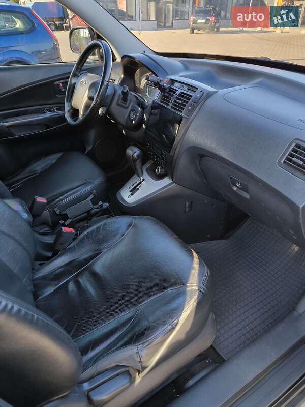 Позашляховик / Кросовер Hyundai Tucson 2008 в Первомайську фото 18 Позашляховик / Кросовер Hyundai Tucson 2008 в Первомайську
