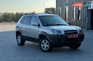 Внедорожник / Кроссовер Hyundai Tucson 2009 в Гайсине