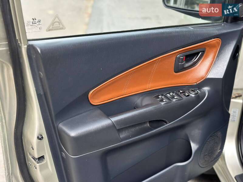 Внедорожник / Кроссовер Hyundai Tucson 2007 в Тернополе фото 15 Внедорожник / Кроссовер Hyundai Tucson 2007 в Тернополе