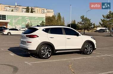 Внедорожник / Кроссовер Hyundai Tucson 2020 в 