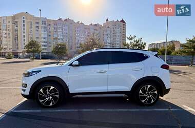 Внедорожник / Кроссовер Hyundai Tucson 2020 в 
