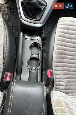 Внедорожник / Кроссовер Hyundai Tucson 2008 в 