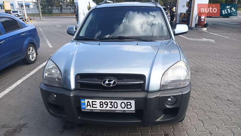 Внедорожник / Кроссовер Hyundai Tucson 2007 в 