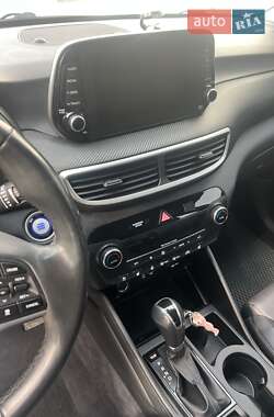 Внедорожник / Кроссовер Hyundai Tucson 2018 в 