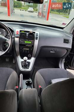 Внедорожник / Кроссовер Hyundai Tucson 2009 в 