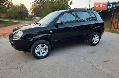 Внедорожник / Кроссовер Hyundai Tucson 2008 в 