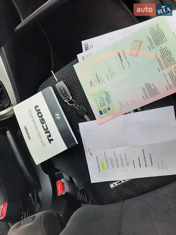 Позашляховик / Кросовер Hyundai Tucson 2006 в Полтаві документ