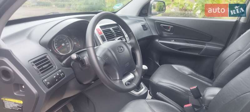 Внедорожник / Кроссовер Hyundai Tucson 2008 в Бердичеве фото 23 Внедорожник / Кроссовер Hyundai Tucson 2008 в Бердичеве