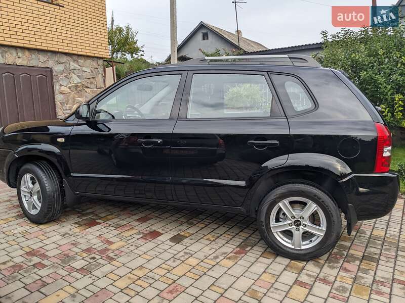 Внедорожник / Кроссовер Hyundai Tucson 2009 в Ровно фото 10 Внедорожник / Кроссовер Hyundai Tucson 2009 в Ровно