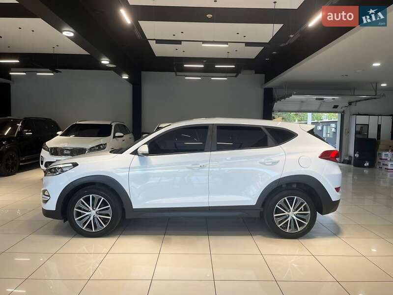 Внедорожник / Кроссовер Hyundai Tucson 2015 в Одессе фото 8 Внедорожник / Кроссовер Hyundai Tucson 2015 в Одессе