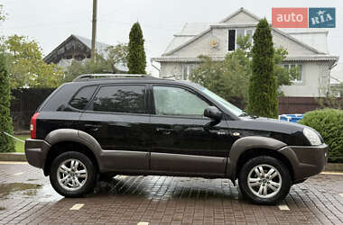 Внедорожник / Кроссовер Hyundai Tucson 2006 в 