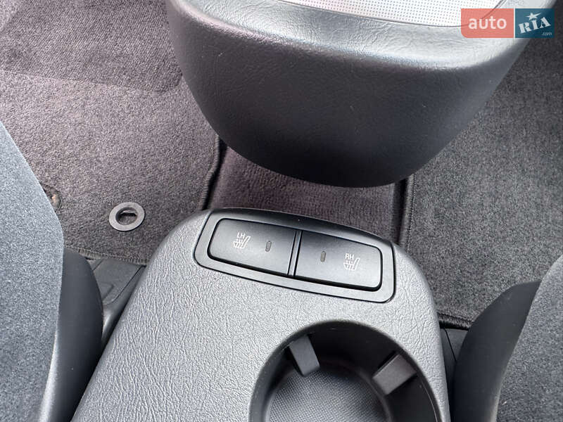 Позашляховик / Кросовер Hyundai Tucson 2006 в Полтаві фото 20 Позашляховик / Кросовер Hyundai Tucson 2006 в Полтаві