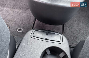 Внедорожник / Кроссовер Hyundai Tucson 2006 в  фото 20 Внедорожник / Кроссовер Hyundai Tucson 2006 в