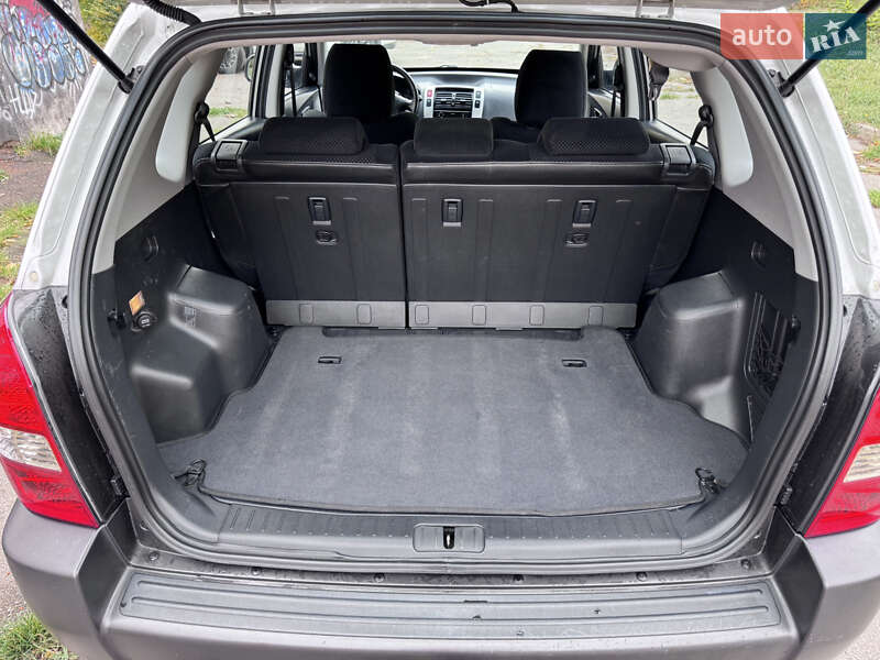 Позашляховик / Кросовер Hyundai Tucson 2006 в Полтаві фото 24 Позашляховик / Кросовер Hyundai Tucson 2006 в Полтаві