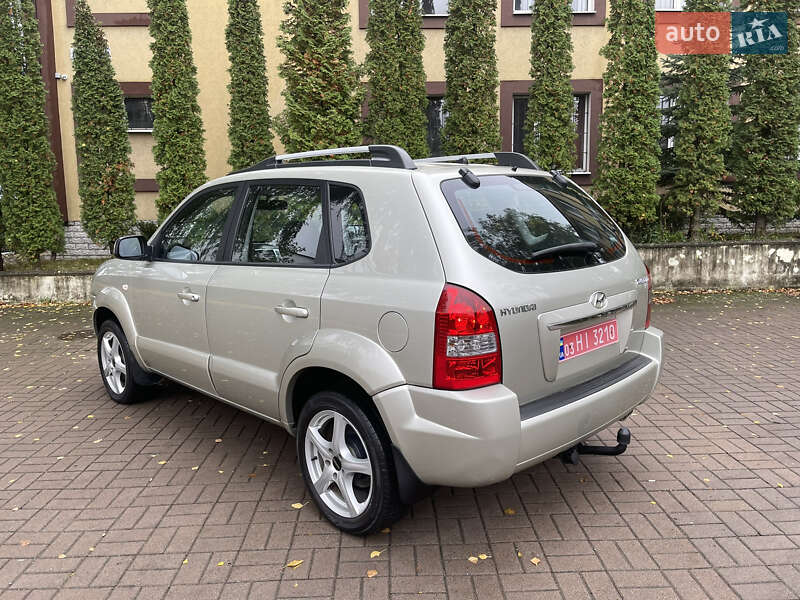 Внедорожник / Кроссовер Hyundai Tucson 2009 в Ровно