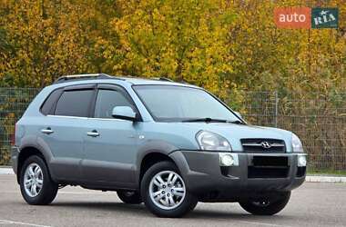 Внедорожник / Кроссовер Hyundai Tucson 2008 в 