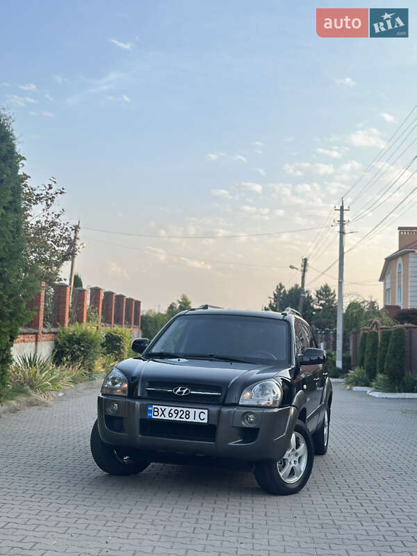 Позашляховик / Кросовер Hyundai Tucson 2007 в Хмельницькому фото 4 Позашляховик / Кросовер Hyundai Tucson 2007 в Хмельницькому