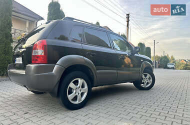 Внедорожник / Кроссовер Hyundai Tucson 2007 в 