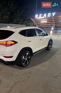 Внедорожник / Кроссовер Hyundai Tucson 2017 в Харькове