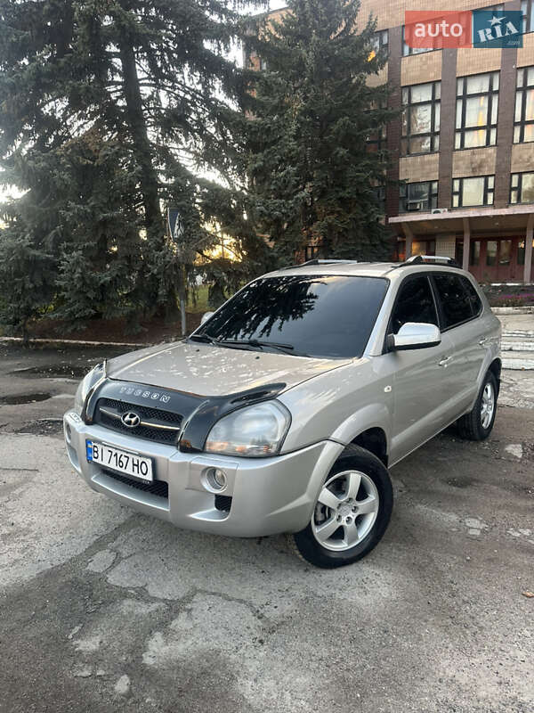 Позашляховик / Кросовер Hyundai Tucson 2006 в Новій Водолагі