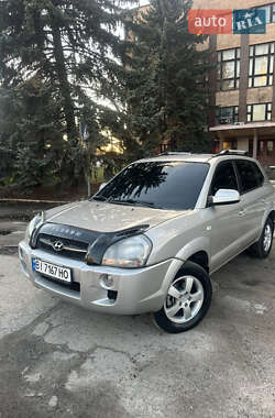 Внедорожник / Кроссовер Hyundai Tucson 2006 в 