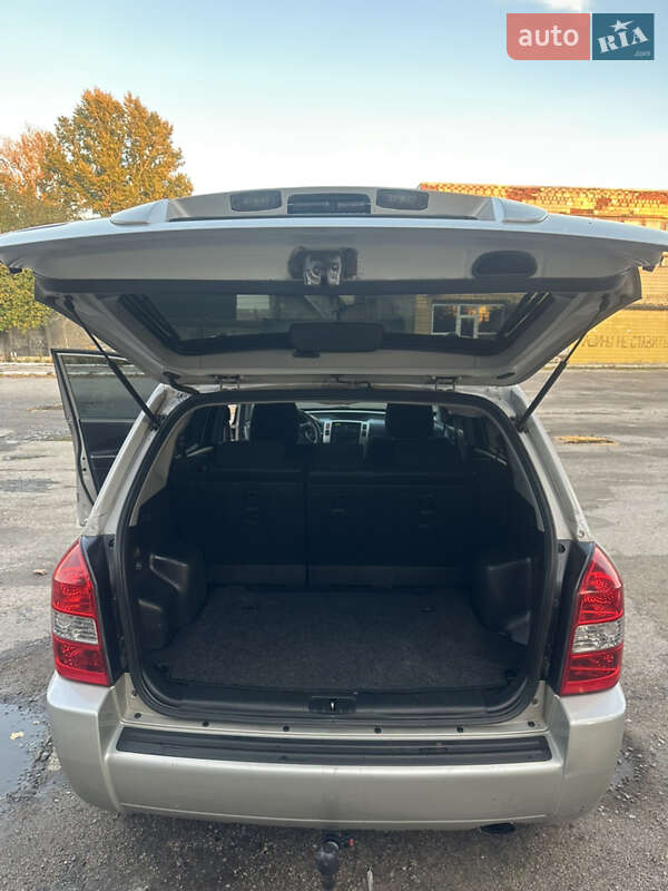 Позашляховик / Кросовер Hyundai Tucson 2006 в Новій Водолагі