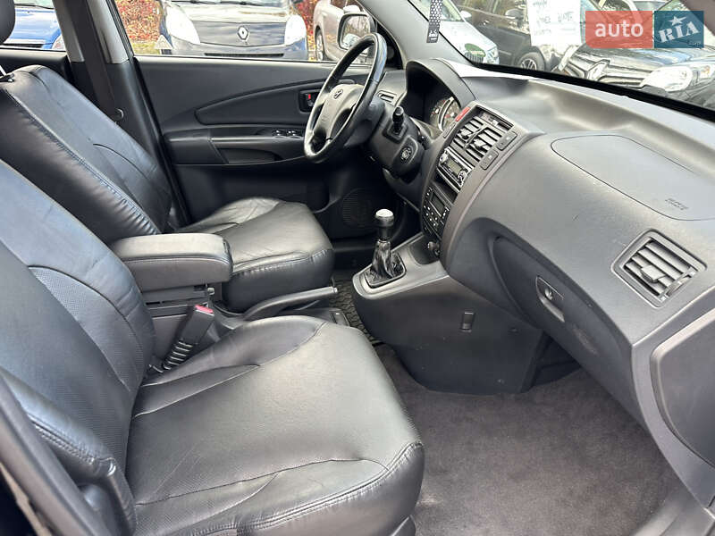 Внедорожник / Кроссовер Hyundai Tucson 2007 в Каменском