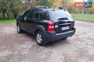 Внедорожник / Кроссовер Hyundai Tucson 2008 в 