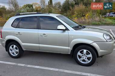 Внедорожник / Кроссовер Hyundai Tucson 2007 в 