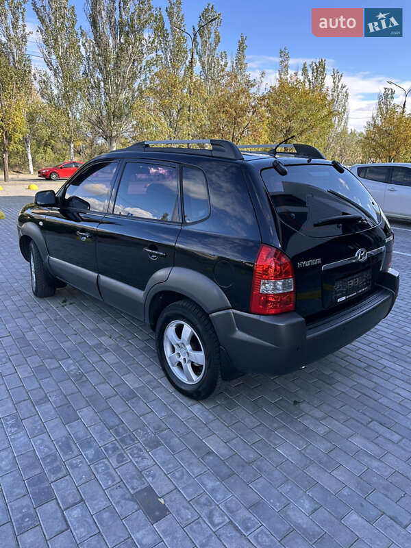Внедорожник / Кроссовер Hyundai Tucson 2008 в Каменском фото 8 Внедорожник / Кроссовер Hyundai Tucson 2008 в Каменском