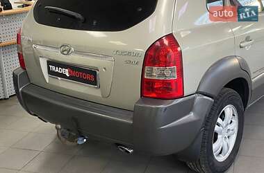 Внедорожник / Кроссовер Hyundai Tucson 2006 в 