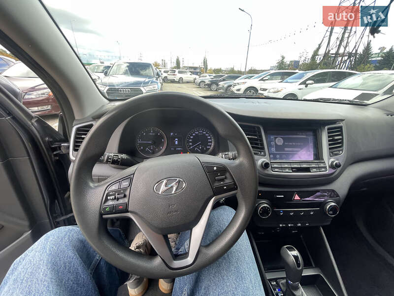 Позашляховик / Кросовер Hyundai Tucson 2015 в Львові