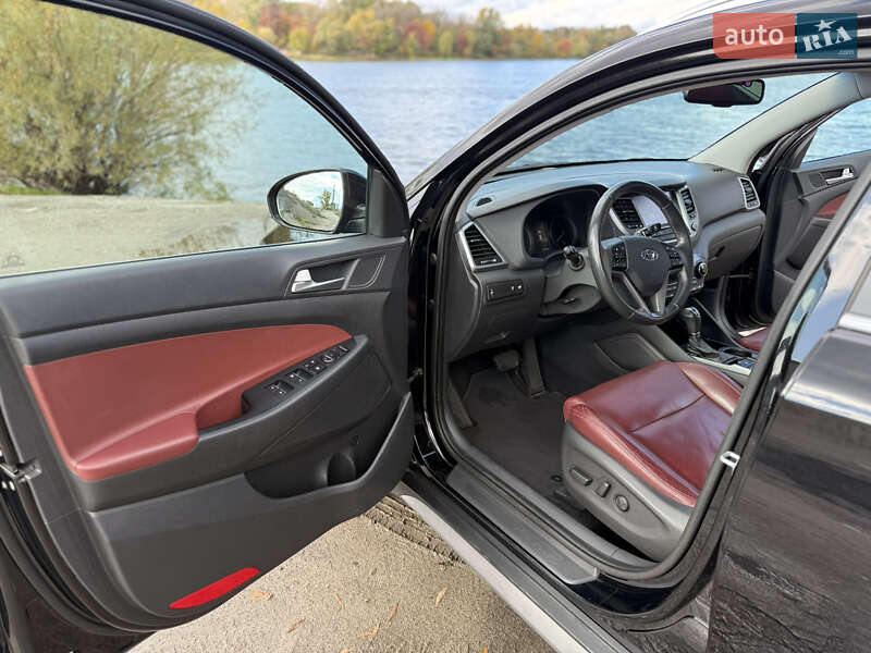 Позашляховик / Кросовер Hyundai Tucson 2017 в Запоріжжі