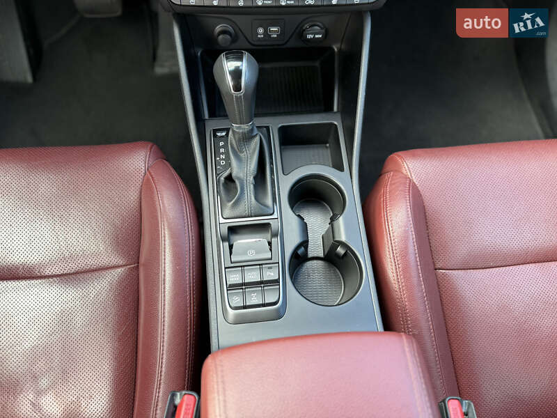 Позашляховик / Кросовер Hyundai Tucson 2017 в Запоріжжі